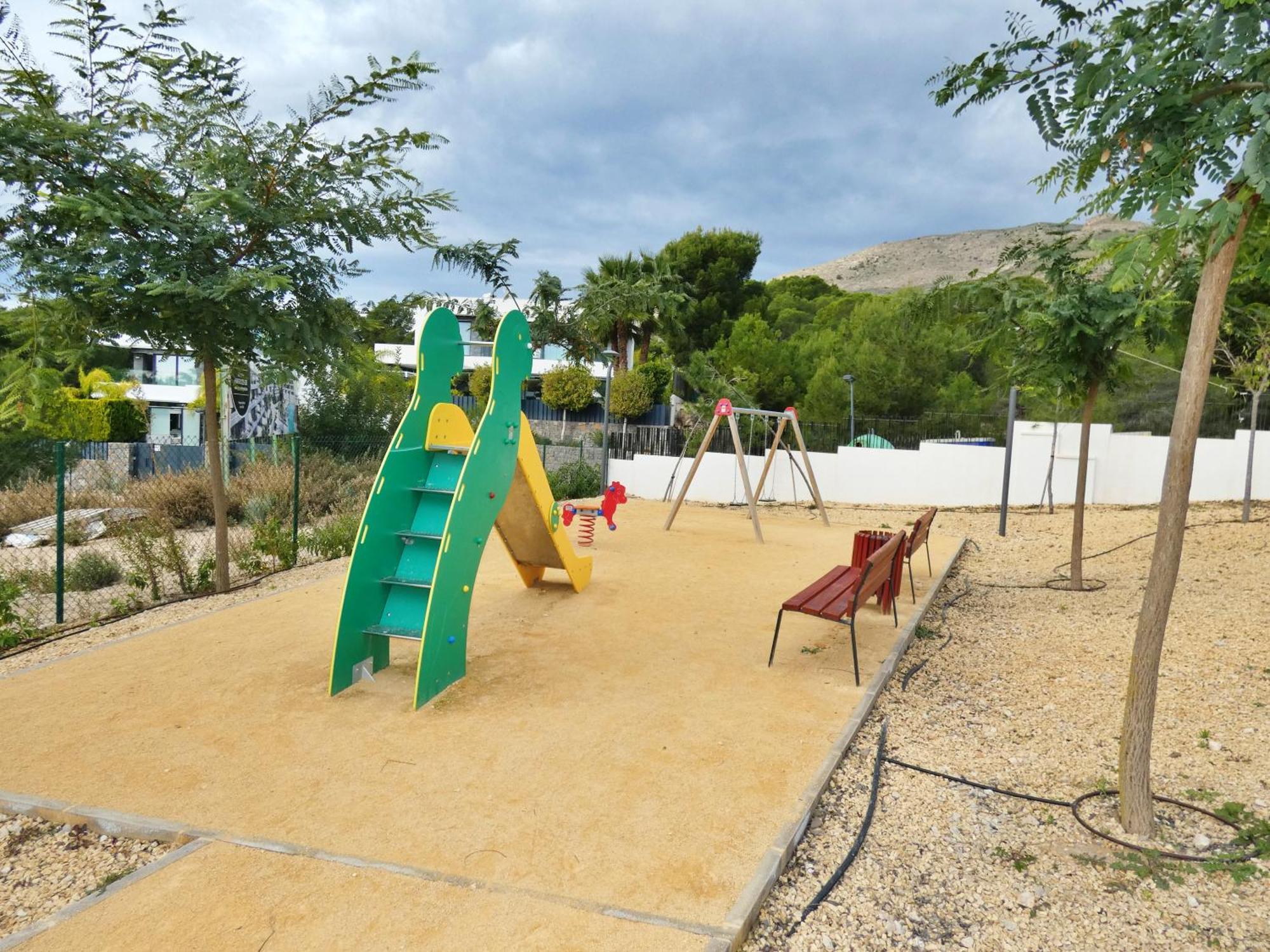 London Beach Benidorm フィネストラット エクステリア 写真